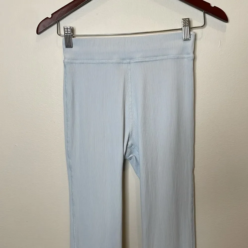 Outdoor Voices Ribbed Flare Legging Size Small